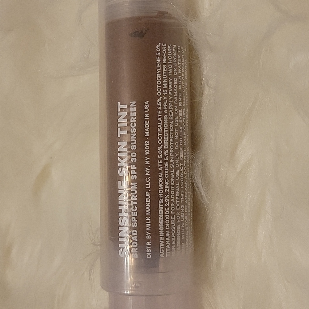 Milk makeup sunshine skin tine - Picture 2 of 3
